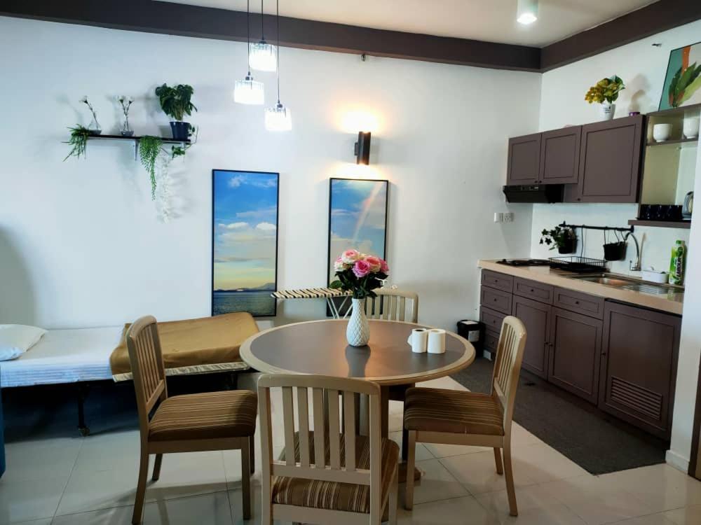 Beachfront Full Sea Penang Tanjung Bungah  Dış mekan fotoğraf